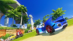 Sonic drifting in Seaside Hill
